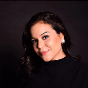 Bruna Cerveira Headshot